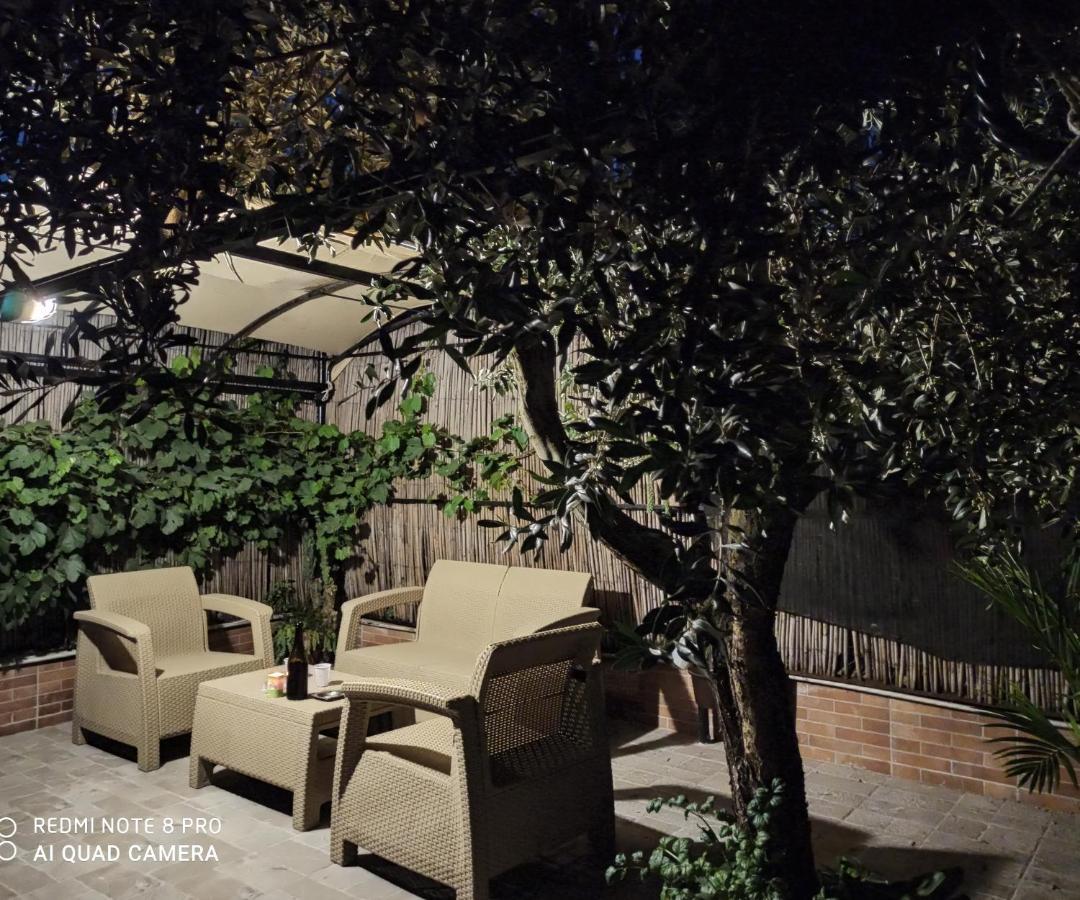 B&B Rudis ปอมเปอี ภายนอก รูปภาพ